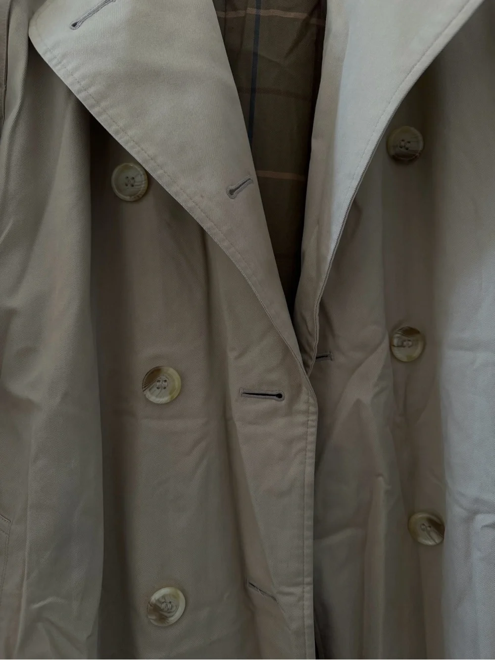 Burberry’s Beige Trench Coat - Picture 13 of 16